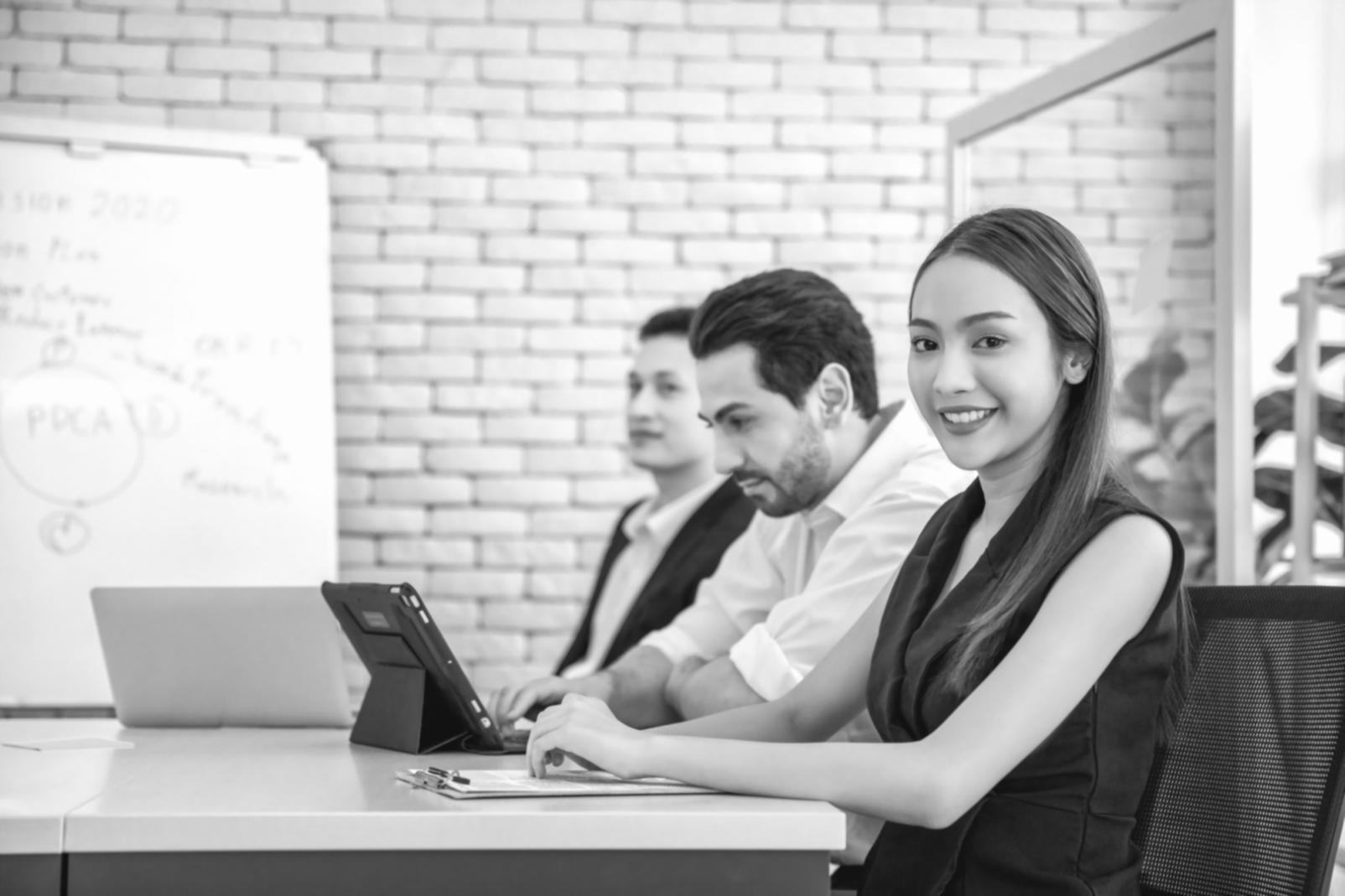 Finanzielle Dokumente und Analysewerkzeuge